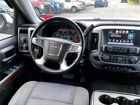 Used 2018 GMC Sierra 1500 SLE w/ SLE Value Package image 5