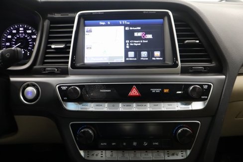 Used 2018 Hyundai Sonata Limited w/ Limited Ultimate Package 03 image 20