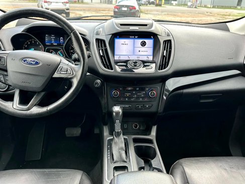 Used 2017 Ford Escape Titanium image 16
