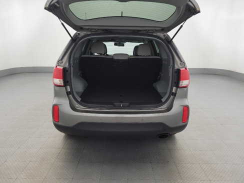 Used 2015 Kia Sorento LX image 29