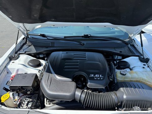 Used 2019 Chrysler 300 S image 29