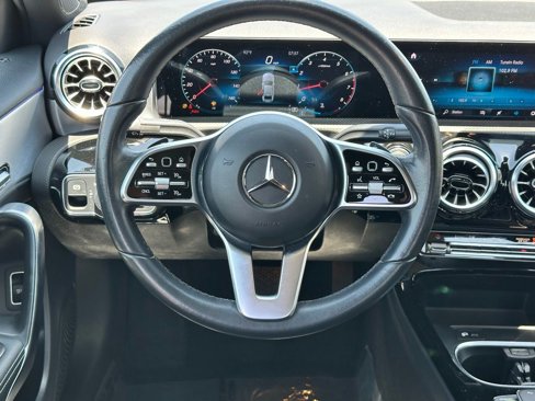 Used 2022 Mercedes-Benz A 220 image 10