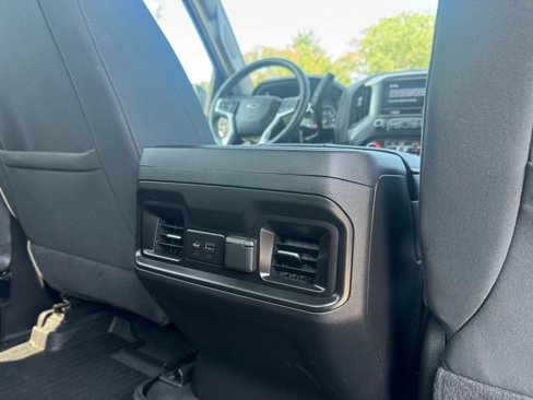 Used 2022 Chevrolet Silverado 1500 LT Trail Boss w/ Bed Protection Package image 19