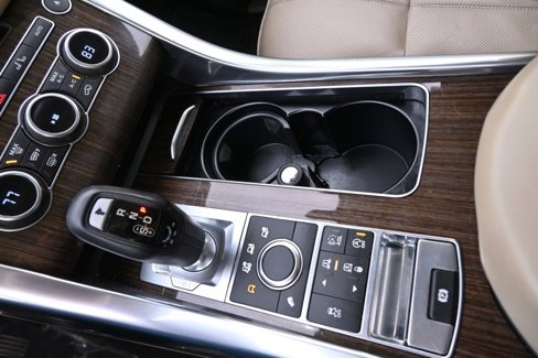Used 2015 Land Rover Range Rover Sport HSE image 32