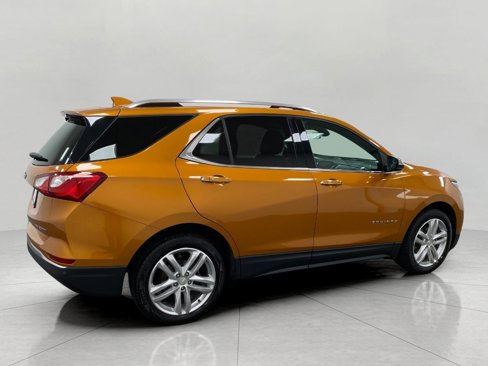 Used 2018 Chevrolet Equinox Premier image 3