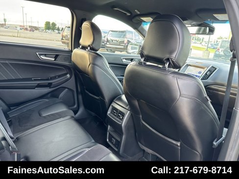 Used 2019 Ford Edge ST image 38