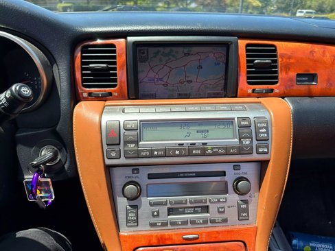 Used 2002 Lexus SC 430 Convertible image 16
