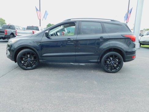 Used 2019 Ford Escape SE image 5