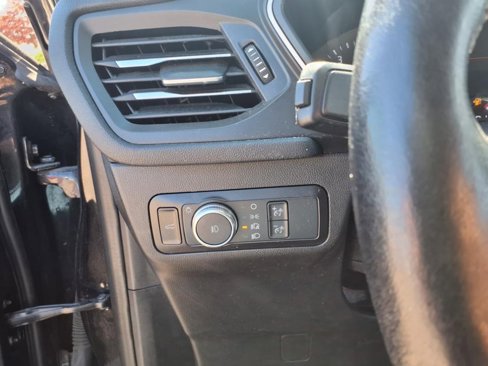 Used 2021 Ford Escape SEL image 14