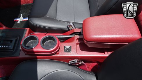 Used 1992 Ford Mustang LX image 25