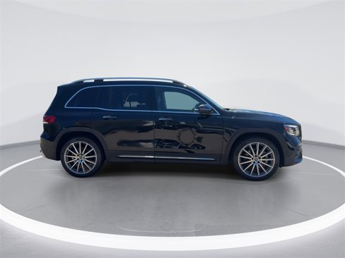 Certified 2021 Mercedes-Benz GLB 250 4MATIC image 9