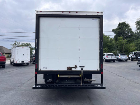 Used 2023 Ford E-450 and Econoline 450 Super Duty w/ Power Windows & Locks Group image 6