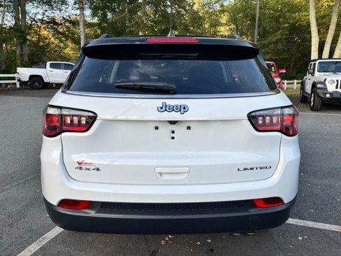 Used 2022 Jeep Compass Limited w/ Sun and Sound Group image 7