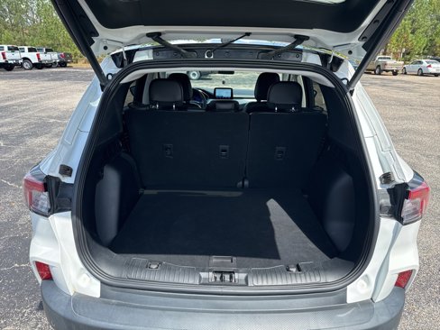 Used 2022 Ford Escape SEL w/ Technology Package image 12