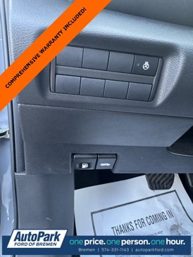 Used 2023 Nissan Kicks SR w/ SR Premium Package image 23