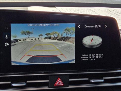 Used 2024 Hyundai Elantra SEL image 30
