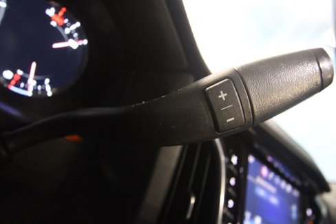 Used 2016 Cadillac Escalade Premium image 14