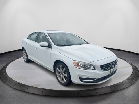 Used 2016 Volvo S60 T5 Premier image 3
