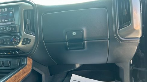 Used 2018 Chevrolet Silverado 1500 High Country image 42