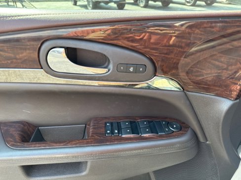 Used 2014 Buick Enclave Leather image 22