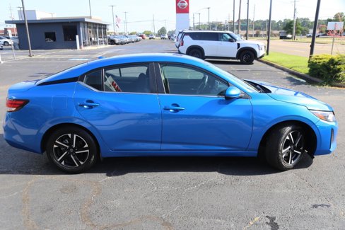 Used 2024 Nissan Sentra SV image 2