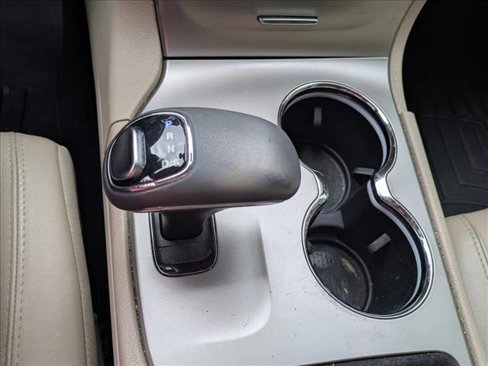 Used 2014 Jeep Grand Cherokee Limited image 13
