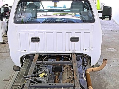 Used 2016 Ford F550 2WD Regular Cab Super Duty image 17