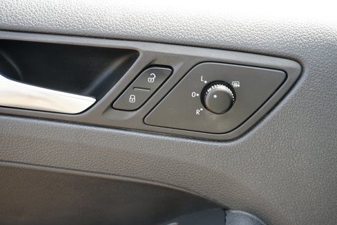 Used 2012 Volkswagen Jetta SEL image 18
