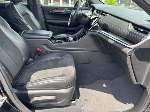 Used 2023 Jeep Grand Cherokee Altitude image 22
