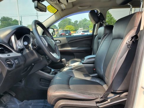 Certified 2015 Dodge Journey R/T w/ Flexible Seating Group image 4