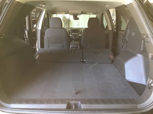 Used 2020 Chevrolet Equinox LT w/ Driver Convenience Package image 45