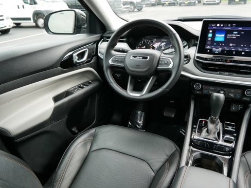 Certified 2022 Jeep Compass Limited image 14