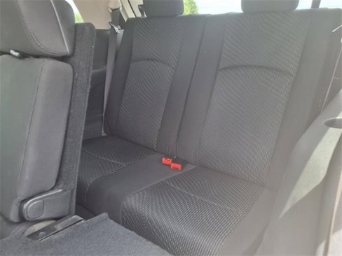 Used 2018 Dodge Journey SE w/ Popular Equipment Group image 17