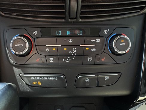 Used 2017 Ford Escape Titanium image 21