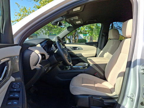 Certified 2022 Chevrolet Traverse LS w/ LPO, Blackout Package image 11