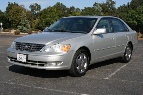 Used 2003 Toyota Avalon XLS image 8