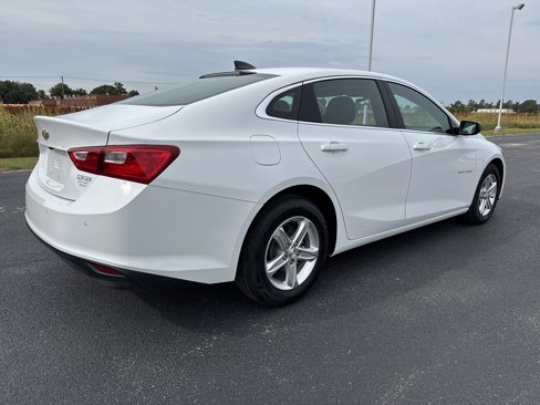 Used 2023 Chevrolet Malibu LS w/ Driver Confidence Package image 5
