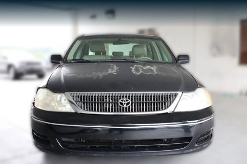 Used 2000 Toyota Avalon XL image 5