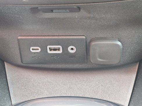 Used 2022 Chevrolet Malibu LT image 19