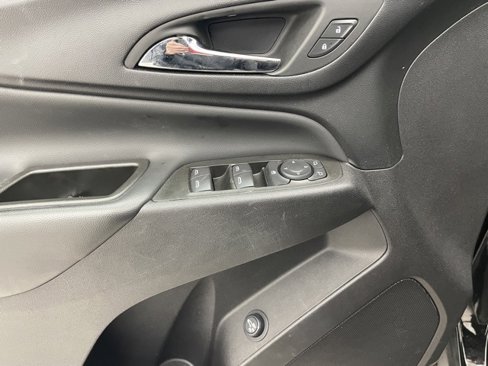 Certified 2024 Chevrolet Equinox LT image 10