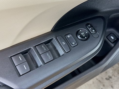 Used 2020 Honda Civic LX image 16
