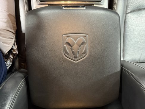 Used 2011 RAM 1500 Laramie image 24