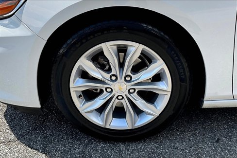 Used 2023 Chevrolet Malibu LT image 32