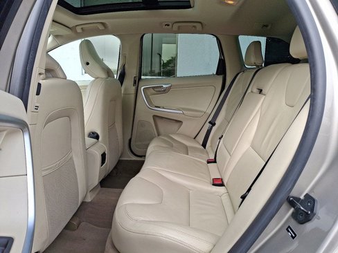 Used 2011 Volvo XC60 3.2 image 10