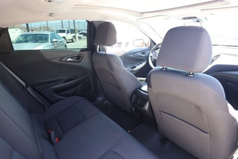 Used 2022 Chevrolet Malibu LT image 16