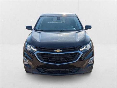 Used 2020 Chevrolet Equinox LT w/ Driver Convenience Package image 2