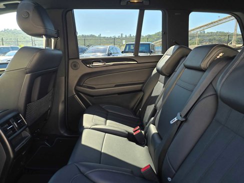 Used 2019 Mercedes-Benz GLS 450 4MATIC image 18