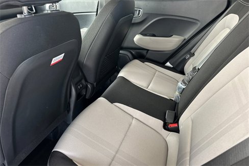 New 2025 Hyundai Venue SEL image 9