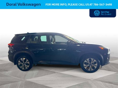 Used 2023 Nissan Rogue SV image 9