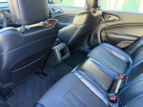 Used 2015 Chrysler 200 S image 14